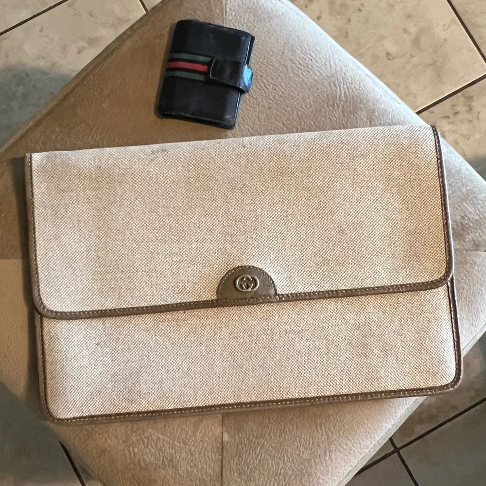 Vintage Gucci canvas & leather pouch